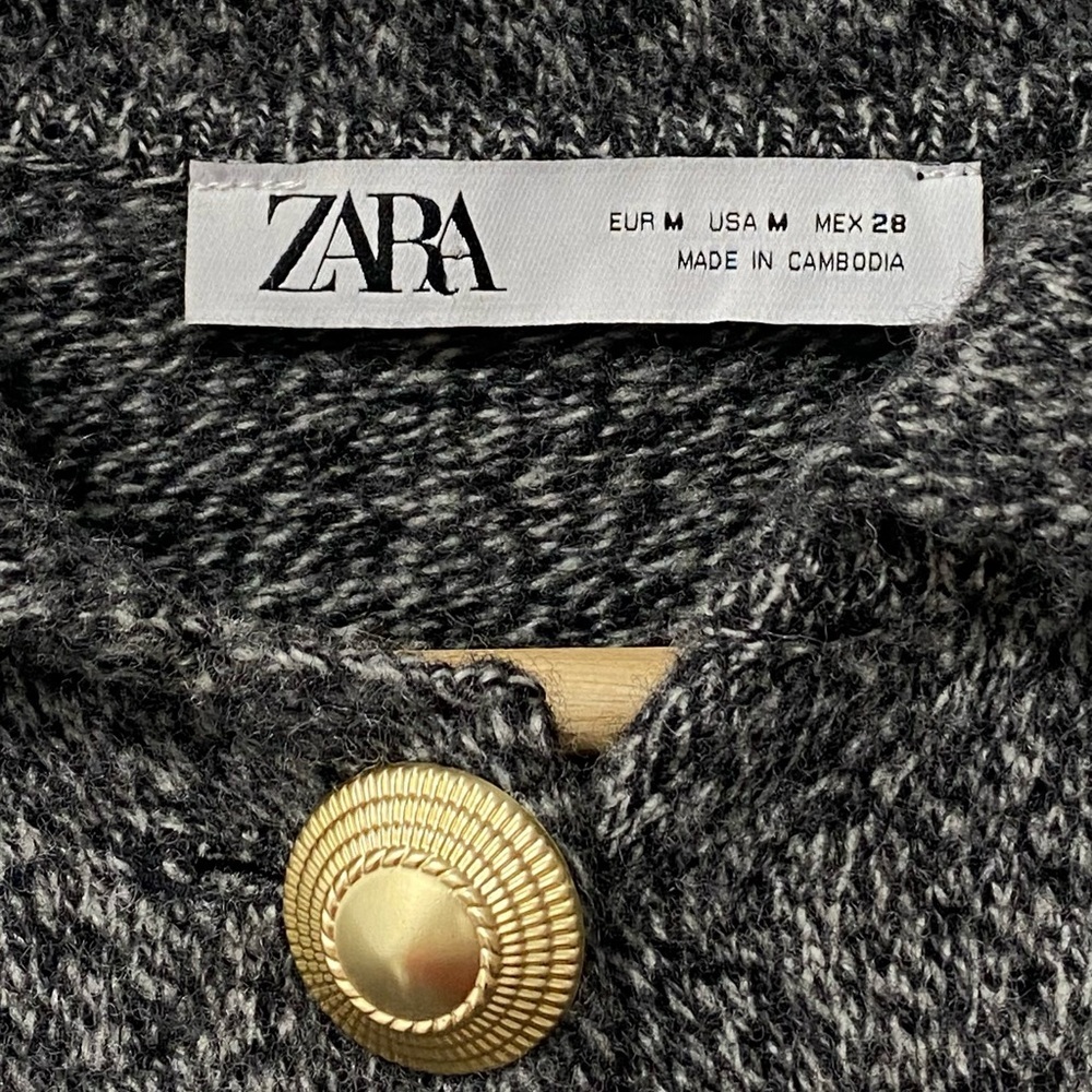 Zara 100% Wool Gray Marl Blazer with Gold Buttons – Size M - Picture 8 of 9